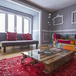 Stay Inn Lisbon Hostel بيت شباب *
