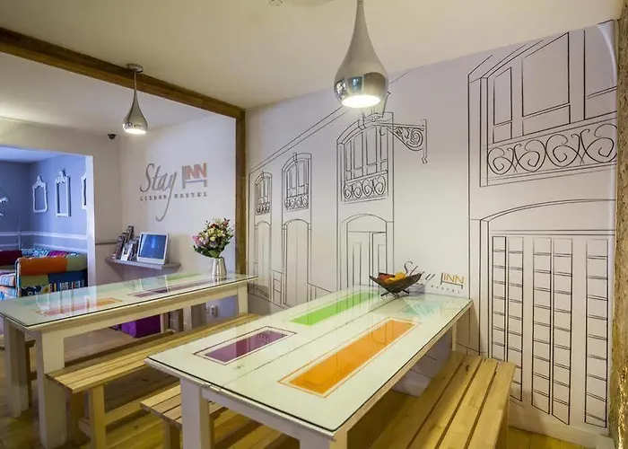 Stay Inn Lisbon Hostel *