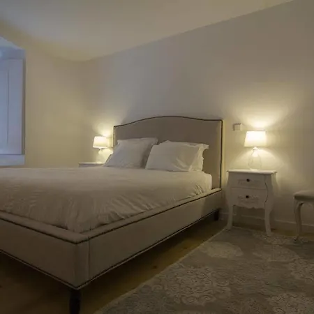 Stay Inn Lisbon Hostel *