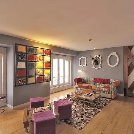 스테이 인 리스본 호스텔